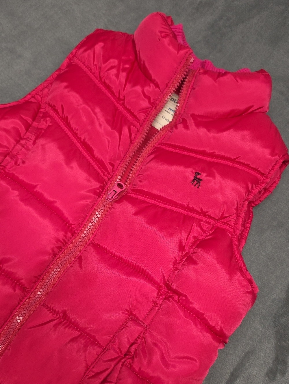 Old Navy Girls M Vibrant Pink Puffer Vest Quilted Zip Winter Layer